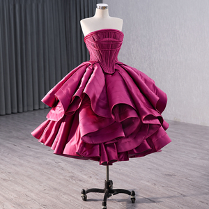 Vestido de Noche Brillante de Satén Suave sin Tirantes, sin Mangas, con Volantes de Varias Capas, Estilo Gótico Lolita, Vestido Corto Rsm231016 - Product Image 6