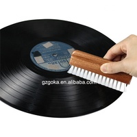 Nouveautés Brosse de nettoyage pour disques vinyles Accessoires pour le nettoyage des disques vinyles Kit d'entretien pour brosse à disques vinyles