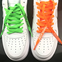 Lacets plats multicolores en polyester avec impression sérigraphique de texte et logo pour remplacement de lacets de baskets - Vente en gros