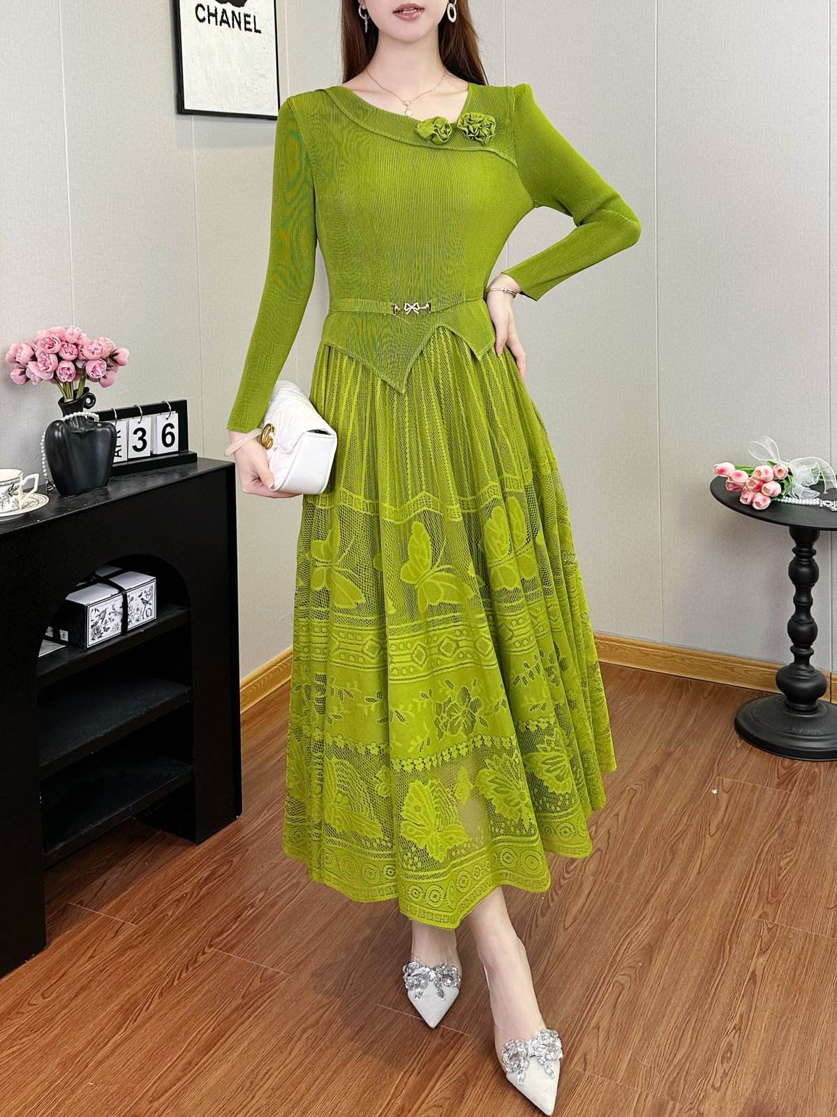 สีเขียว