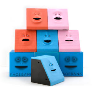 Alcancía Creativa con Forma de Cara para Niños y Adultos, Divertida Caja de Ahorro Interactiva - Product Image 4