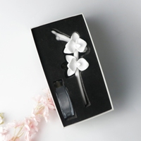 Diffuseur d'huiles essentielles en céramique parfumée, fait main, en forme de fleur de porcelaine, avec bouteille en verre de 100 ml, pour la maison