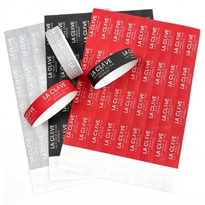 Bracelets Tyvek personnalisés, respirants et durables, confortables à porter, avec code-barres sécurisé pour le contrôle des foules lors d'événements et de fêtes - Product Image 1