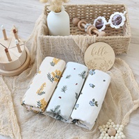 Bavoir en gaze six couches pour bébé, 100% coton, imperméable et anti-taches, protège-épaules, serviette anti-régurgitation pour nouveau-né