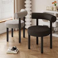 Silla de Comedor Moderna de Terciopelo con Patas Metálicas, Taburete Tapizado de Alta Calidad con Respaldo Decorado con Tachuelas