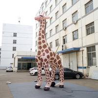 Girafe géante gonflable publicitaire avec certification CE, taille personnalisable et ventilateur intégré pour l'inflation
