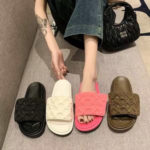 <span class=keywords><strong>Yaoyao</strong></span> 2025, Sandalias Planas de Diseño para Mujer, Nuevas, de Verano, de Lujo, Impermeables, Antideslizantes, Suministro Directo de Fábrica - Product Image 1