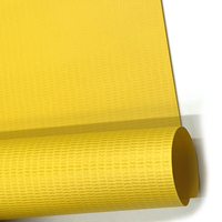 Rouleau de bâche en PVC enduit industriel imperméable de couleur et de taille personnalisées avec protection ignifuge