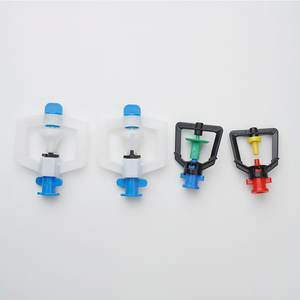 Vente Flash : Arroseur Micro-Irrigateur Suspendu en Plastique à 8 Trous Réglables pour l'Irrigation des Serres Agricoles - Product Image 3