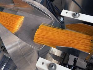 Máquina de envasado de agitador de café, palitos de paleta, galletas de pulgar, palitos de pegamento, palitos de café, máquina de envasado de pasta de espagueti - Product Image 5