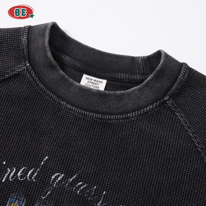 BE Menswear |   T-shirt à manches courtes ample et respirant en tissu gaufré délavé et vieilli, style streetwear américain, coupe raglan, motif original - Product Image 2