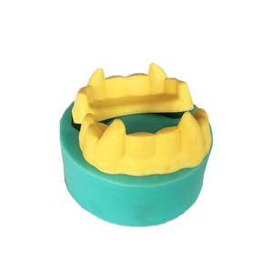 Halloween Vampire Tooth Silicone Mold Green Reusable Cake Decorating Supply Ice Cube Mold Arch Shape - Product Image 4