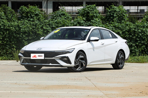 Hyundai Elantra 2023 1.5L LHD Automatica Berlina Usata con Tetto Panoramico, Auto Economica per Uso Quotidiano in Vendita - Product Image 6