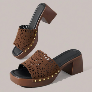 Mules à plateforme ajourées pour femmes, sandales à talon carré épais cloutées, mules découpées au laser à bout carré, sabots tendance d'été pour femmes - Product Image 5