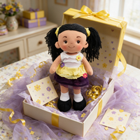 Poupée en peluche personnalisée fille aux cheveux noirs, jouets en peluche doux, vente en gros, fabricant de jouets en peluche personnalisés, cadeaux en peluche personnalisés pour enfants