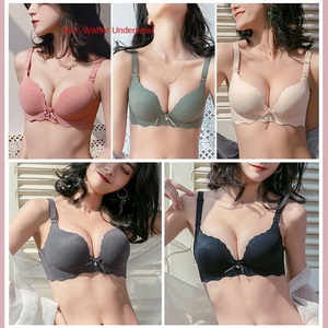 Soutien-gorge sexy sans coutures pour jeunes femmes à petite poitrine, avec effet push-up et réglable, sans armatures, anti-affaissement, une pièce, épaissi - Product Image 5