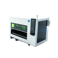 Machine de découpe laser à fibres C7 à chargement latéral pour tôles métalliques |   Découpeuse laser CNC avec table de tirage latéral automatique