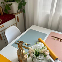 Tapis en similicuir Offre Spéciale vente en gros en stock deux côtés napperons en cuir PVC personnalisé durable étanche Restaurant
