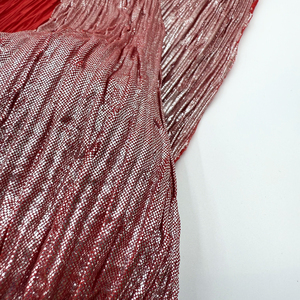 Feuille plissée tissu vente chaude de haute qualité 100% Polyester or estampage crêpe femmes robe de soirée bagages tissu pour vêtements - Product Image 3