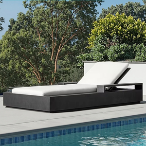 <span class=keywords><strong>Tumbona</strong></span> moderna de lujo de aluminio para exteriores <span class=keywords><strong>con</strong></span> <span class=keywords><strong>reposabrazos</strong></span> ancho, sillón de Metal para Villa, piscina, jardín lateral o uso en el parque - Product Image 1