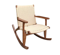 Fauteuil à bascule décontracté en bois tressé avec accoudoirs, style nordique, pour balcon ou salon