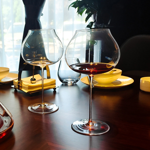 2025 estilo europeo OEM en forma de tulipán 680ml copa de vino tinto de cristal moderna copa de cristal logotipo personalizado decoración de boda de cristal - Product Image 2