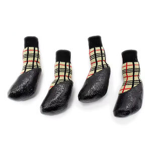 Chaussures imperméables pour chien, design personnalisé, antidérapantes, chaussettes pour pattes, vêtements respirants pour animaux de compagnie avec support en latex - Product Image 3