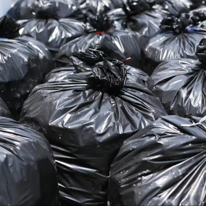 Sacs poubelle noirs de grande capacité, étanches et résistants aux déchirures, de qualité industrielle, sacs en plastique de sécurité commerciaux, vente en gros d'usine - Product Image 2