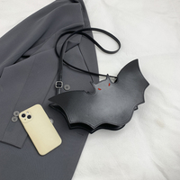 Sac bandoulière fantaisie en forme de chauve-souris avec logo personnalisé, nouveauté Halloween, style gothique, motif aile d'animal amusant, vente en gros directe usine pour femmes