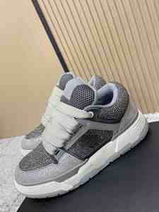 <b>Top</b>-level Designer Luxurious and Comfortable Sports Shoes High-quality Fashionable Men's and Women's Casual Running Sports Shoes - Product Image 3