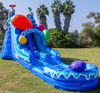 Toboggan aquatique gonflable de carnaval, qualité commerciale, double piste, en PVC, respectueux de l'environnement, avec décorations de balles colorées, pour fêtes d'été