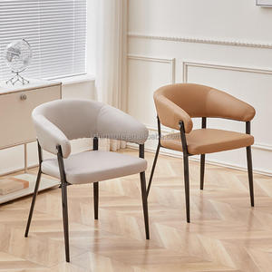 Sillas de Comedor con Brazos, Tapizadas en Cuero Vegano Ecológico, Respaldo Abierto, Diseño Moderno de Media Luna Curva, con Reposabrazos - Product Image 4