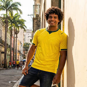 <span class=keywords><strong>Camiseta</strong></span> de Fútbol de Tailandia 2026, Versión Jugador, Color Amarillo, Equipo de <span class=keywords><strong>Brasil</strong></span>, Nombre y Número Personalizados, <span class=keywords><strong>Camiseta</strong></span> de Fútbol para Hombre, Joven y Adulto - Product Image 1