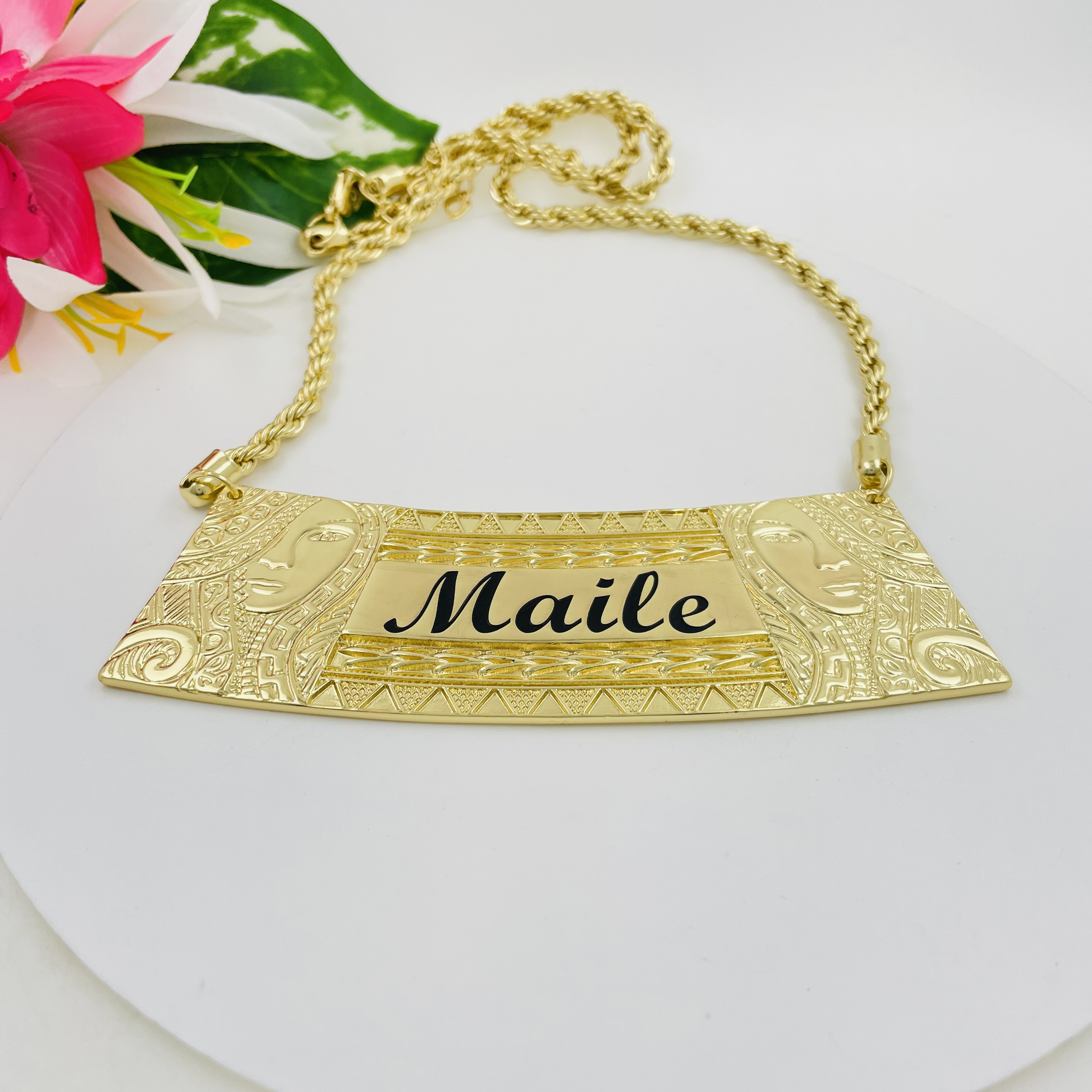 Plato grande de la Reina