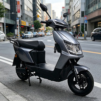 Moto électrique populaire CKD SKD 10 pouces à 2 roues, cyclomoteur 600/800W, vitesse 50 km/h, cyclomoteur électrique 2 places avec pédales