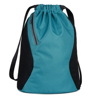 Sacs à dos à cordon de serrage Nouveau design Durable Imperméable Logo personnalisé Sacs de sport en polyester à cordon de serrage avec poche