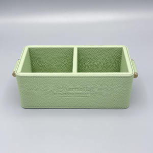 Plateau en cuir personnalisé <span class=keywords><strong>de</strong></span> haute qualité, boîte <span class=keywords><strong>de</strong></span> <span class=keywords><strong>rangement</strong></span> <span class=keywords><strong>de</strong></span> bureau pour sachet <span class=keywords><strong>de</strong></span> café pour sachet <span class=keywords><strong>de</strong></span> thé, support <span class=keywords><strong>de</strong></span> télécommande pour accessoires <span class=keywords><strong>de</strong></span> chambre d'hôtel - Product Image 1