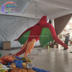 Guacamay Inflable Gigante con Luz LED, Loro Verde Inflable, Marioneta de Pájaro Volador - Product Image 2