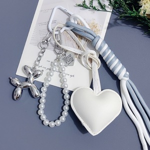 Llavero Colgante Corazón Negro de Moda, Llaveros Encantadores de Corazón y Perro Globo, Cuerda Trenzada Linda con Dijes de Perlas - Product Image 5