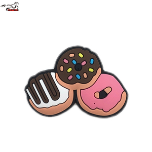 Mustang personalizado Pvc lujo personalizar Popular colorido fiesta favores <span class=keywords><strong>Dunkin</strong></span> Donuts comida encantos zapato a granel encanto - Product Image 2