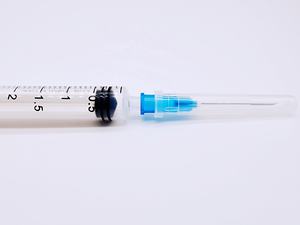 เข็มฉีดยาสำหรับใช้งานอัตโนมัติแบบใช้แล้วทิ้งขนาด2.5มล. พร้อมเข็มขนาด20g ~ 27g/2.5cc - Product Image 3