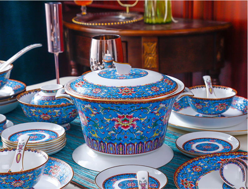 新製品60個中国クラシックエナメルカラーリビングルームセット磁器食器