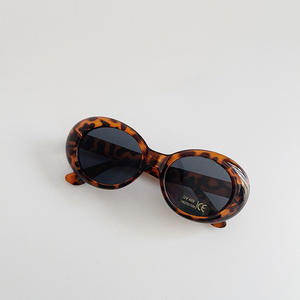 Z3-1303-1 Gafas de sol para niños, montura ovalada de PC, protección UV400, tipo 3 lentes, estilo urbano unisex - Product Image 5