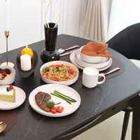 Ensembles de vaisselle personnalisés en gros d'usine vaisselle de service de table en céramique blanche mate mouchetée de forme nordique pour la cuisine et la maison