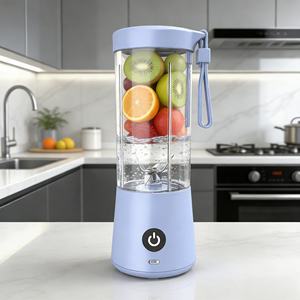 Licuadora Portátil Recargable por USB de 400 ml, Libre de BPA, 6 Cuchillas de Acero Inoxidable SUS304 de Grado Alimenticio, a Prueba de Fugas, Resistente, para Uso en Exteriores y Automóviles - Product Image 6