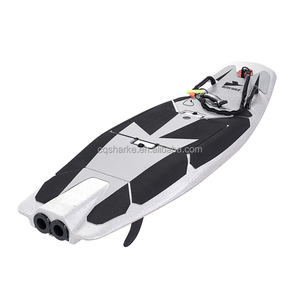 Planche de surf légère avec propulsion Sea <span class=keywords><strong>Jet</strong></span> et vitesse contrôlable pour un surf amusant et pratique - Product Image 3