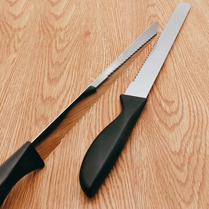 <span class=keywords><strong>Couteau</strong></span> <span class=keywords><strong>à</strong></span> pain et trancheur <span class=keywords><strong>à</strong></span> gâteau dentelé de 8'', 10'', 12'', 14'' avec manche en plastique, <span class=keywords><strong>couteau</strong></span> <span class=keywords><strong>à</strong></span> gâteau de mariage pour trancher les pains et les gâteaux - Product Image 5