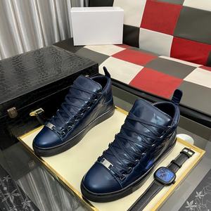 高級デザインプリーツレザーロートップクラシックカジュアルラウンドトゥレースアップフラットボトムメンズ流行のサーフィンシューズ - Product Image 5