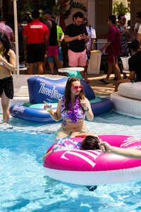 Nouveaux jouets de flotteur de fête de piscine d'été gonflables - Product Image 6