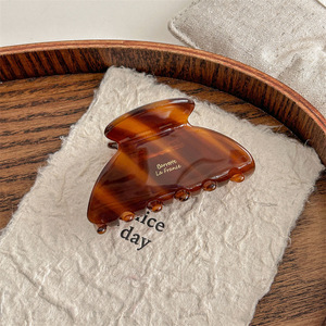 กิ๊บหนีบผมทรงฉลามแบบฝรั่งเศส วัสดุอะซิเตท สำหรับผู้หญิง ขนาดกลาง - Product Image 5